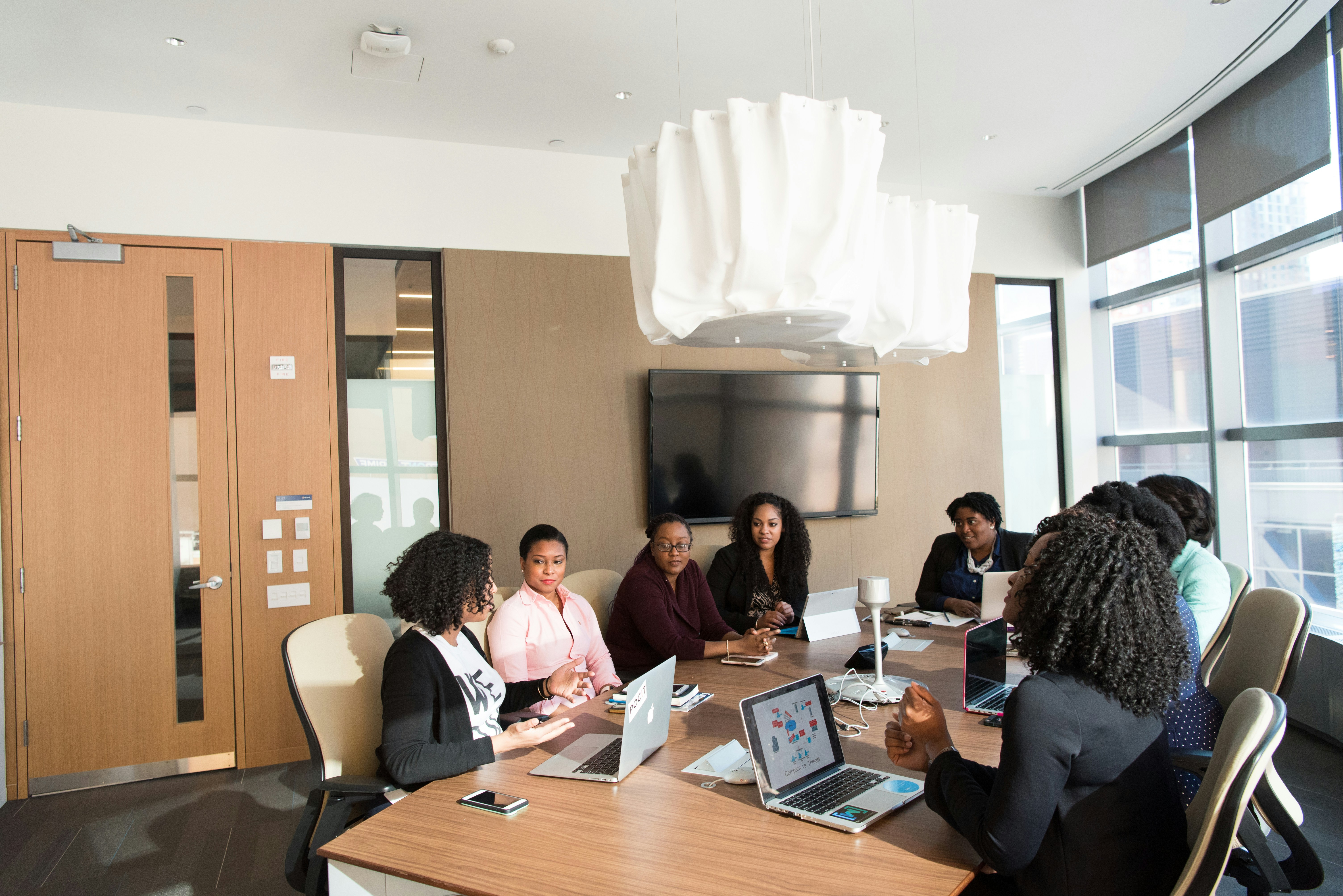 Averis Academy member working online